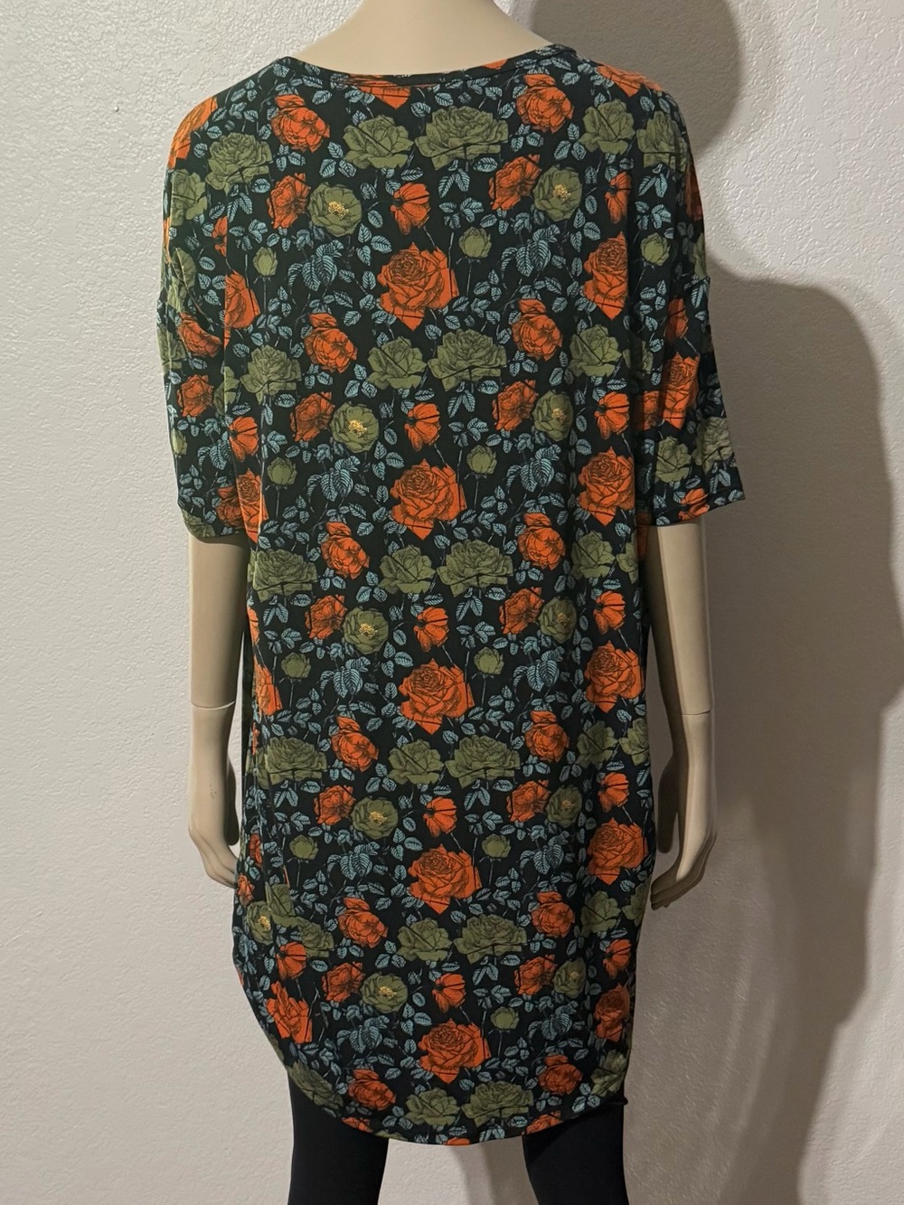OVERSIZED XS NWT CLOSET CLEAR OUT ON ALL LULAROE MAKE AN OFFER BUNDLE SUPER SOFT - Picture 3 of 16